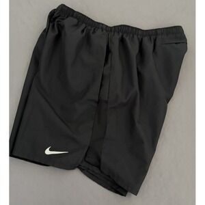 Nike Shorts Mens Large Black Training Elastic Mesh Pockets Swoosh CZ9066-010